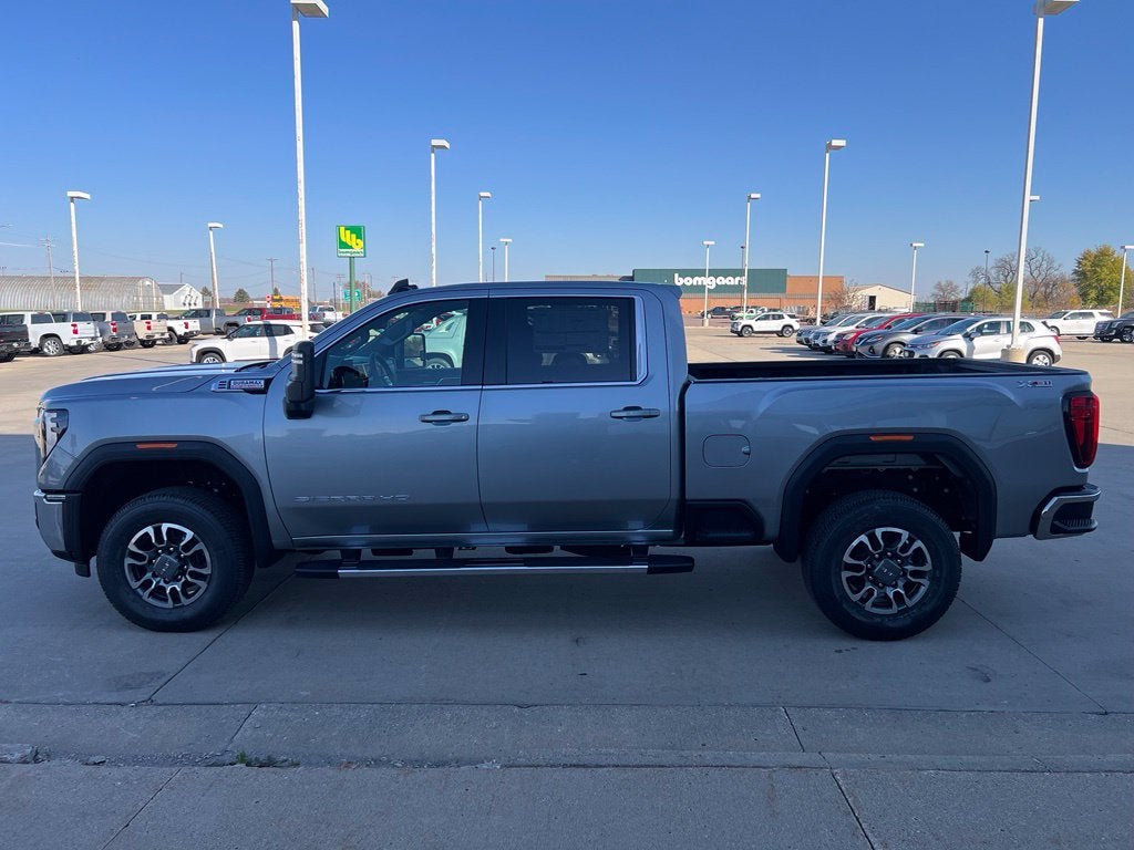 2026 GMC Sierra 3500HD SLE - Photo 5