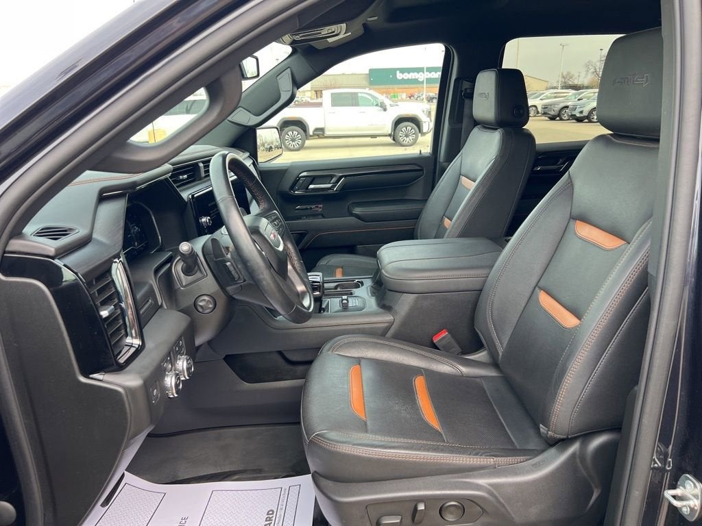 2023 GMC Sierra 1500 AT4