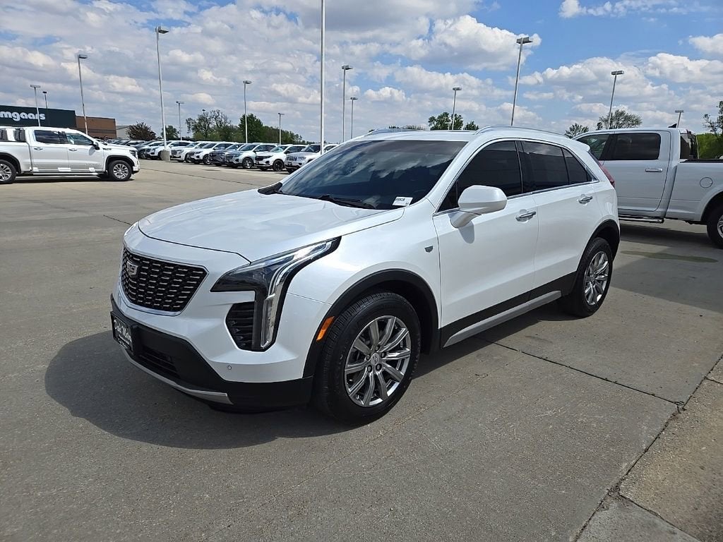 2020 Cadillac XT4 AWD Premium Luxury