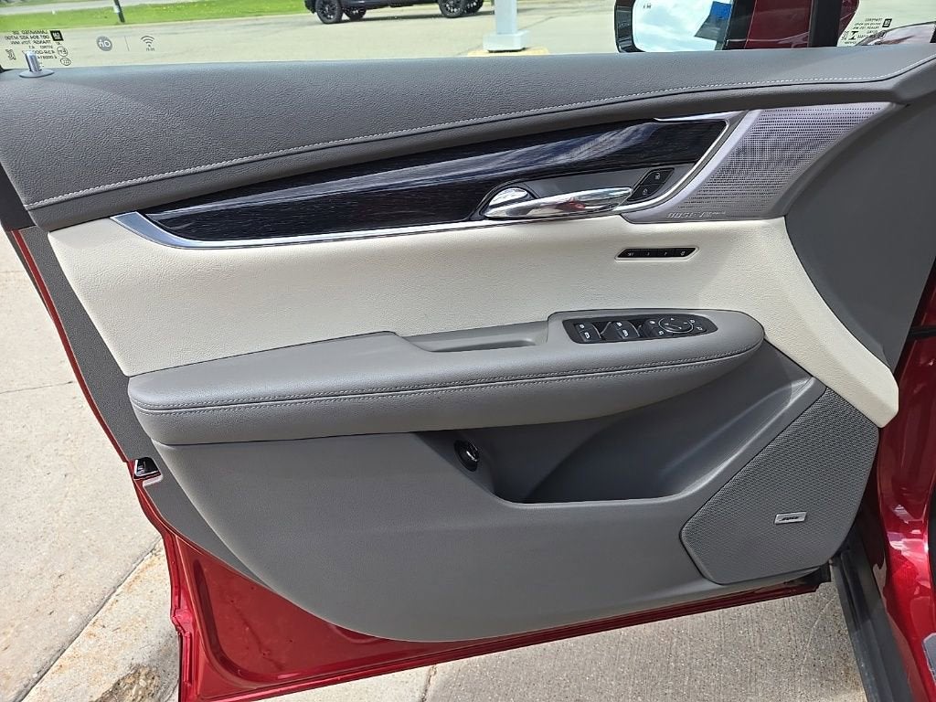 2022 Cadillac XT6 Premium Luxury