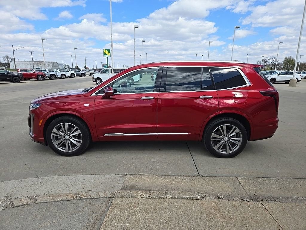 2022 Cadillac XT6 Premium Luxury