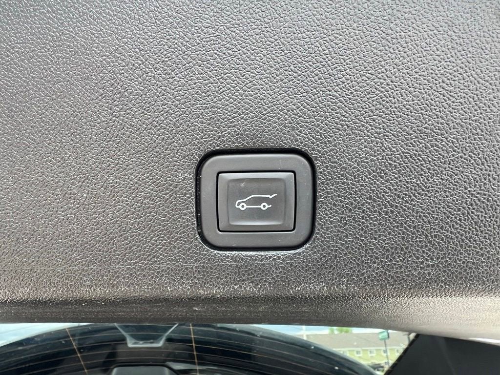 2025 Cadillac XT6 Sport