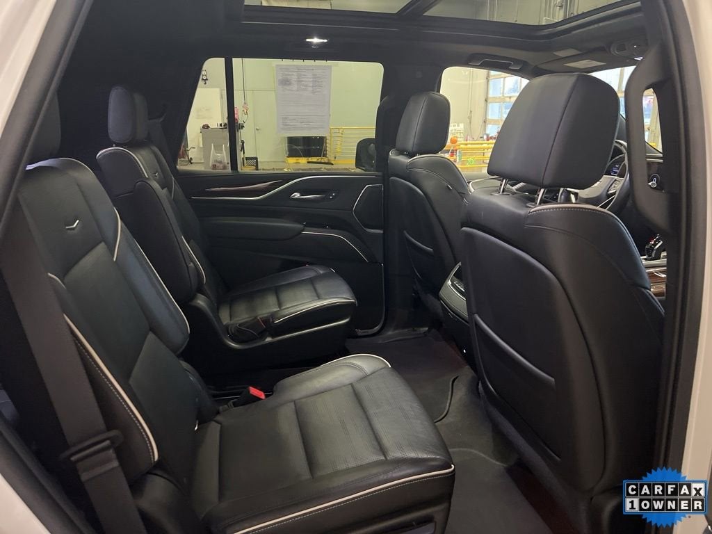 2022 Cadillac Escalade Premium Luxury