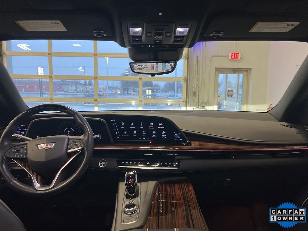 2022 Cadillac Escalade Premium Luxury