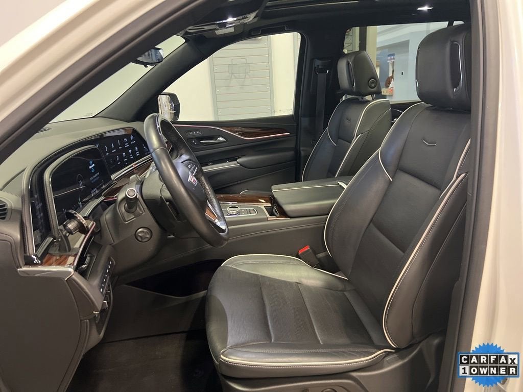 2022 Cadillac Escalade Premium Luxury