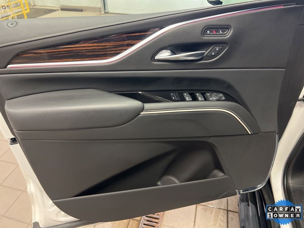 2022 Cadillac Escalade Premium Luxury