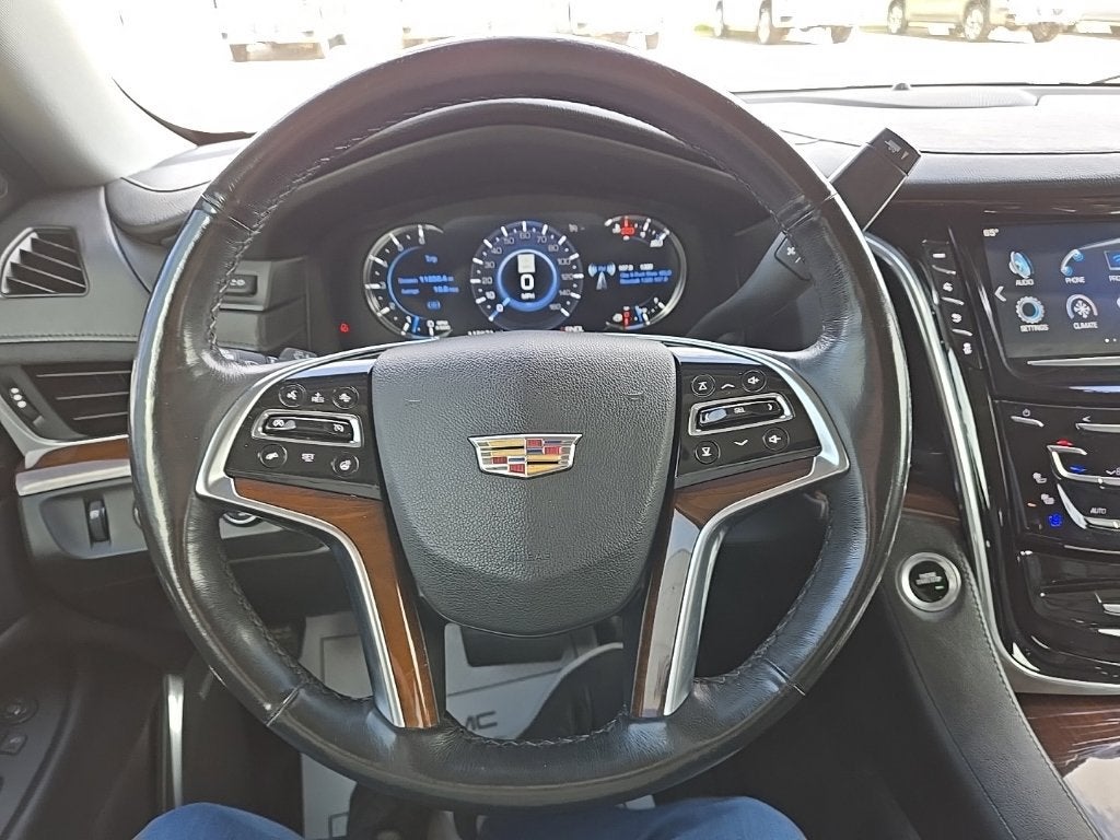 2018 Cadillac Escalade ESV Luxury