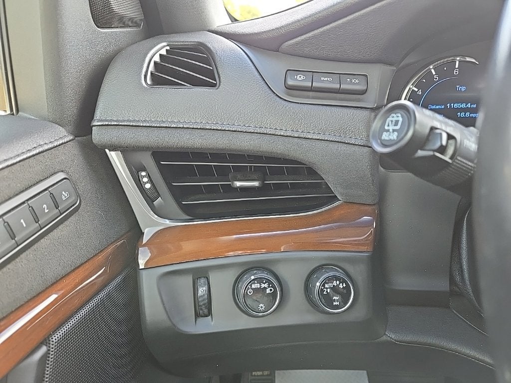 2018 Cadillac Escalade ESV Luxury
