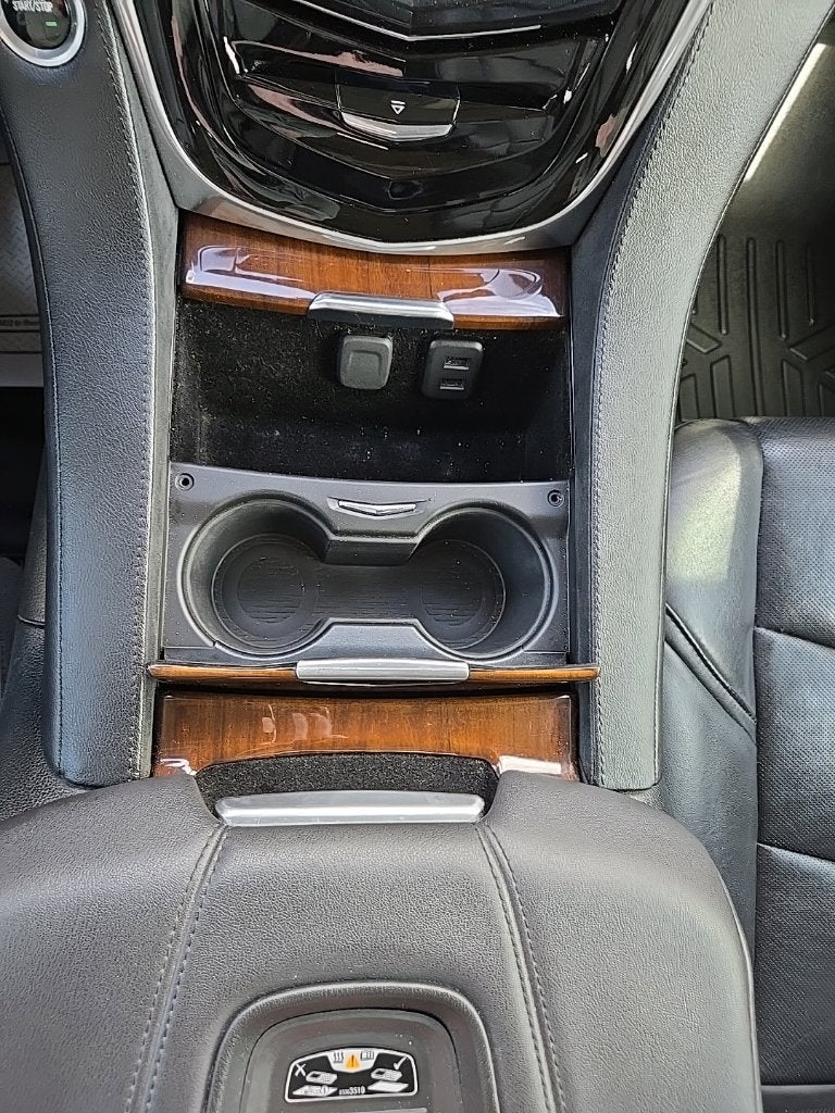 2018 Cadillac Escalade ESV Luxury