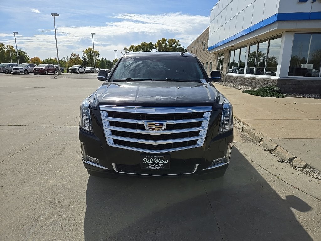 2018 Cadillac Escalade ESV Luxury