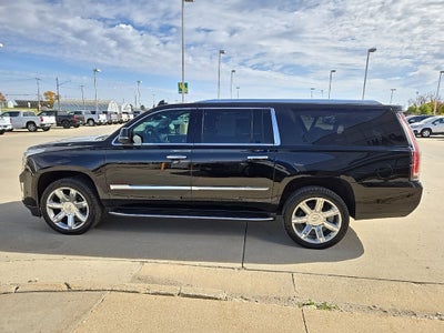 2018 Cadillac Escalade ESV Luxury