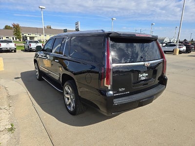 2018 Cadillac Escalade ESV Luxury