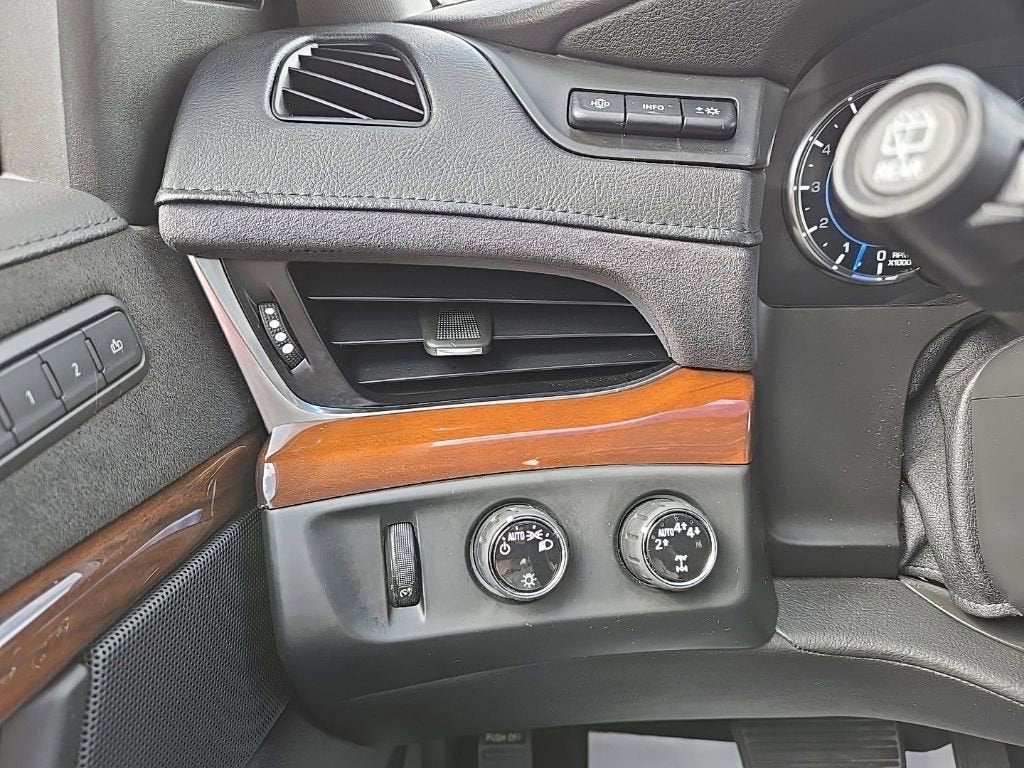 2019 Cadillac Escalade ESV Luxury