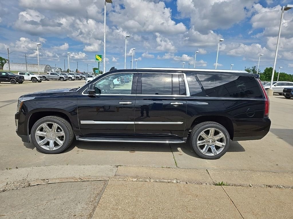 2019 Cadillac Escalade ESV Luxury