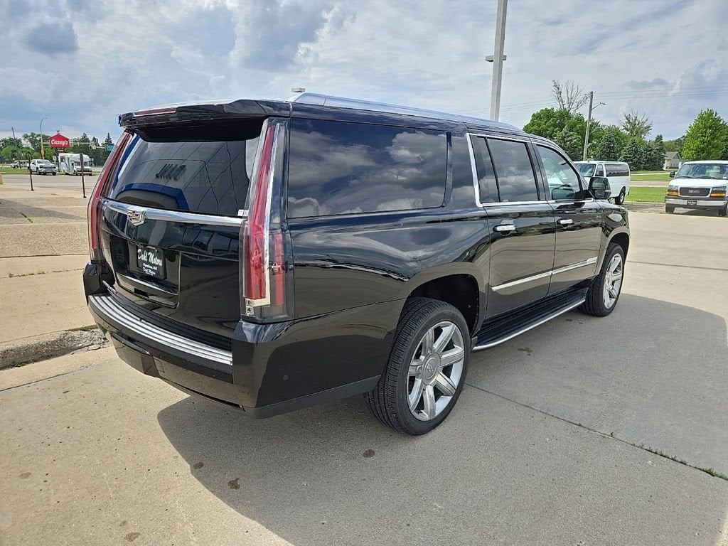 2019 Cadillac Escalade ESV Luxury