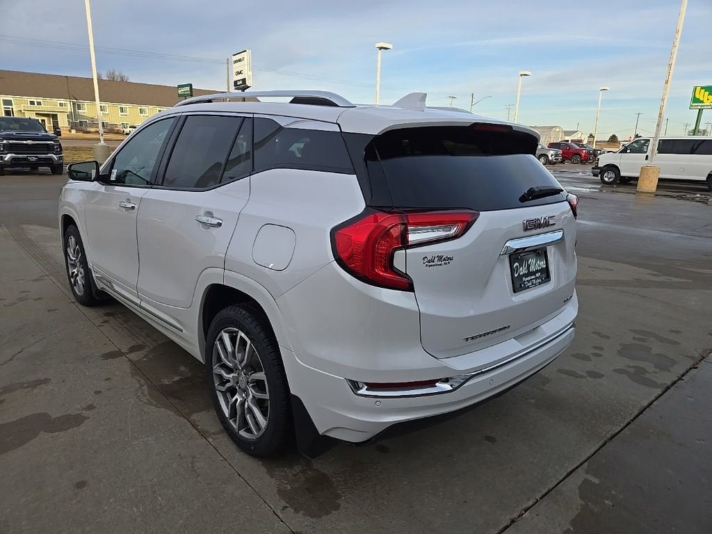 2023 GMC Terrain Denali