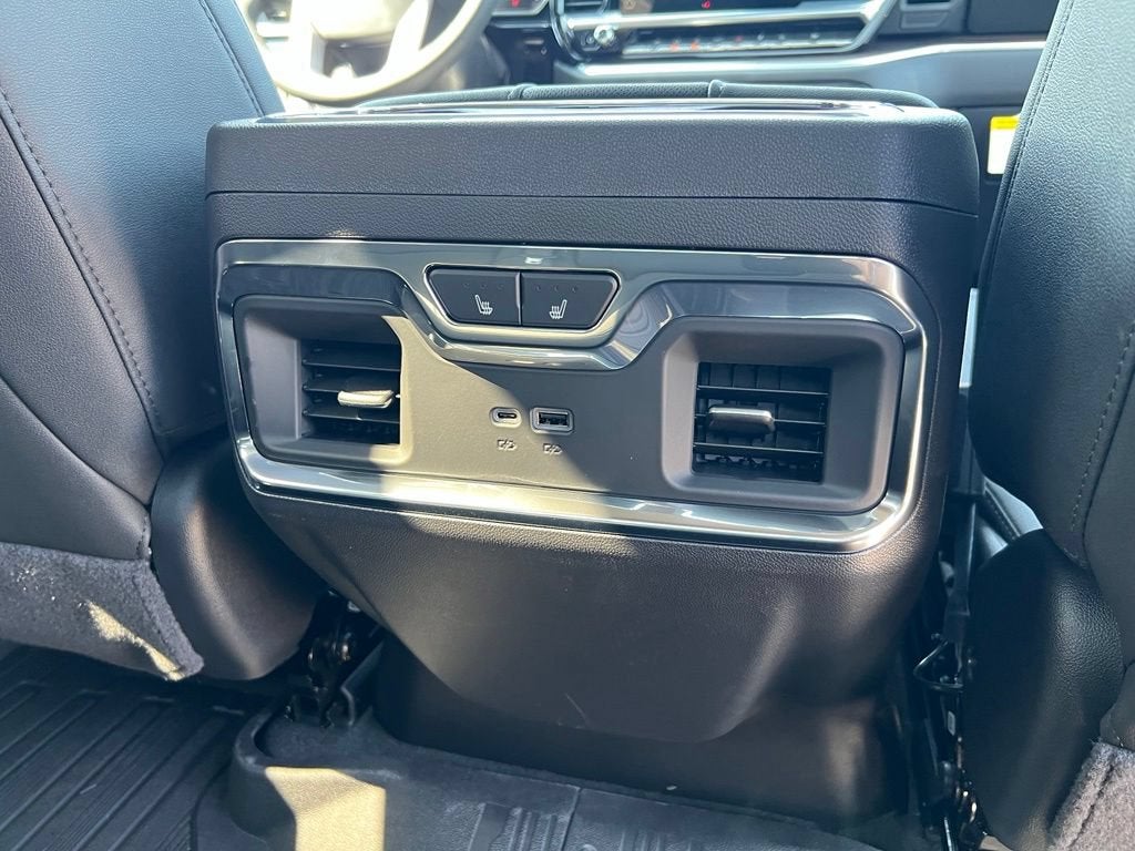 2026 GMC Sierra 1500 SLT - Photo 19