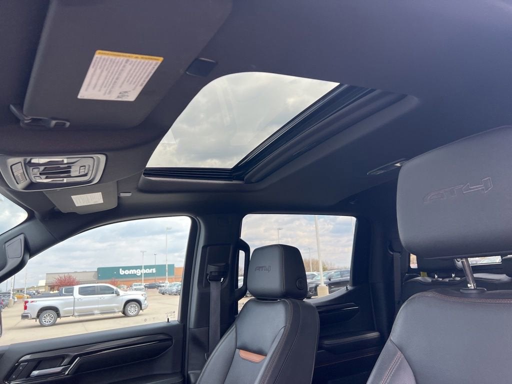 2024 GMC Sierra 1500 AT4