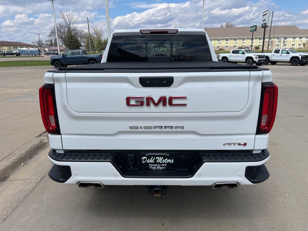 2024 GMC Sierra 1500 AT4