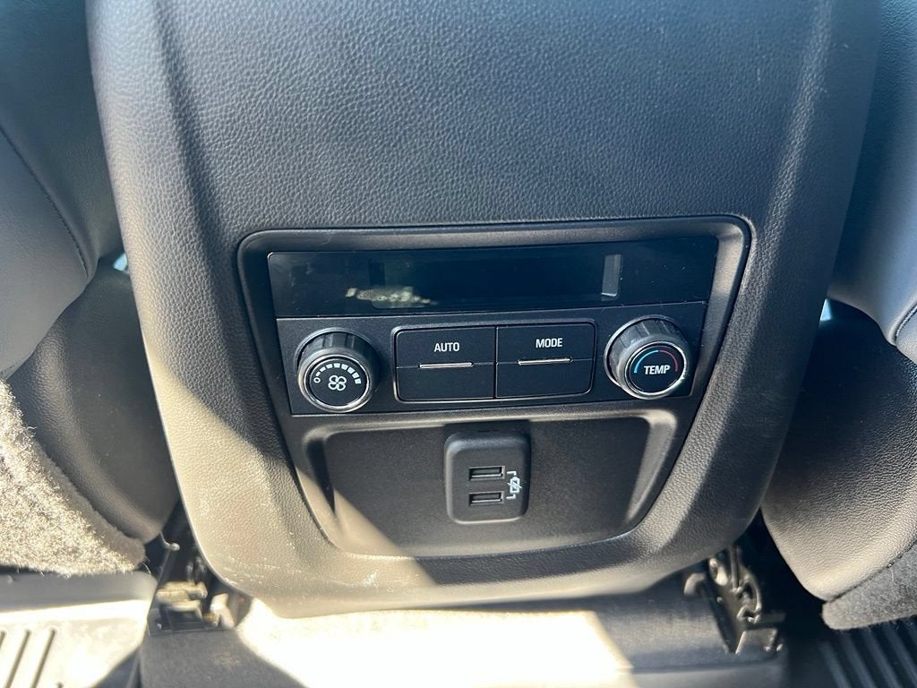2020 Buick Enclave Essence