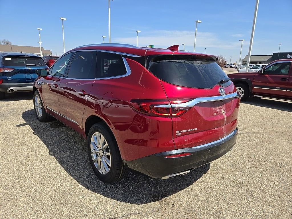 Used 2021 Buick Enclave Premium with VIN 5GAEVBKW2MJ167840 for sale in Pipestone, Minnesota