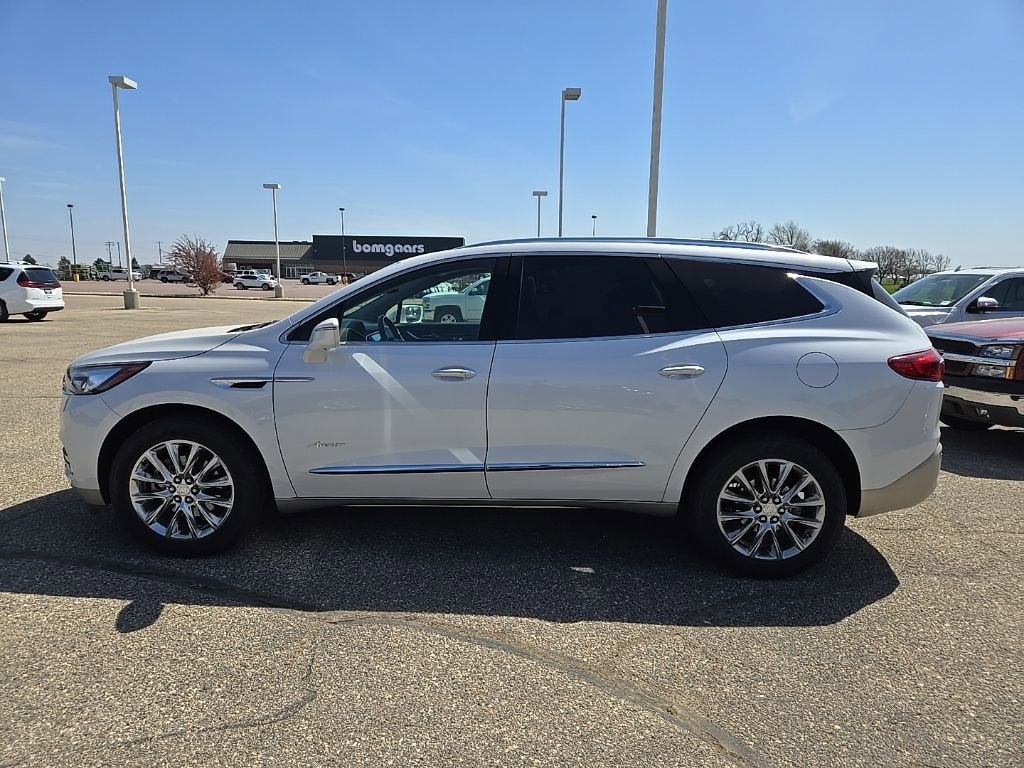 Used 2019 Buick Enclave Avenir with VIN 5GAEVCKW8KJ282476 for sale in Pipestone, Minnesota