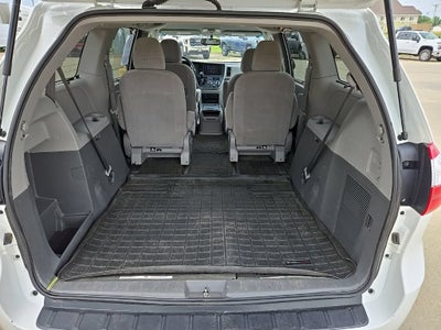 2017 Toyota Sienna LE