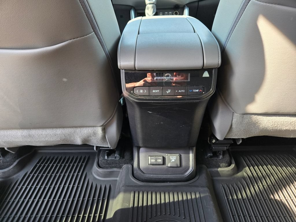2023 Toyota Highlander Hybrid Limited