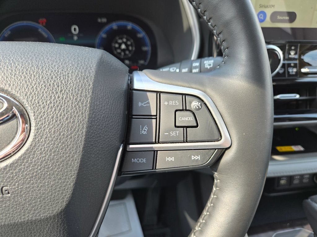 2023 Toyota Highlander Hybrid Limited