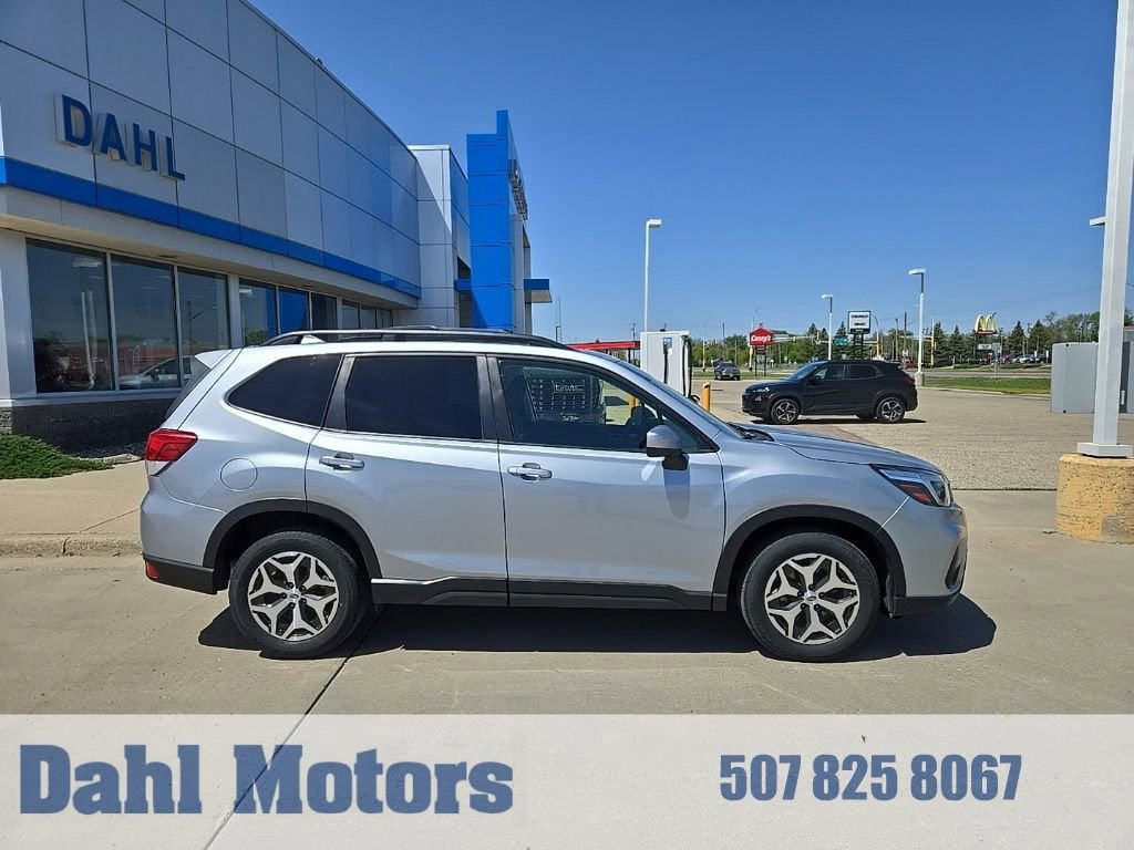 2021 Subaru Forester Premium's photo