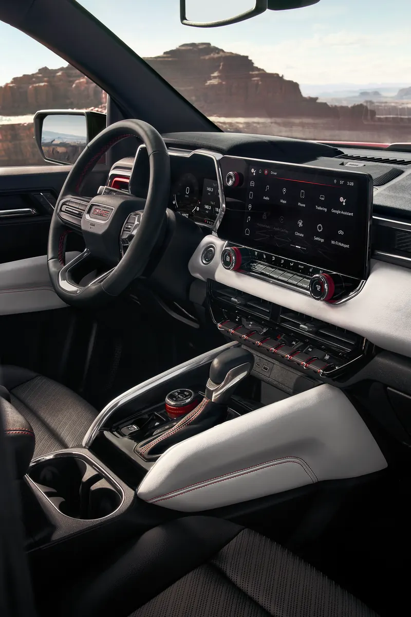 2026 GMC Canyon infotainment system at Dahl Motors GMC in Pipestone MN
